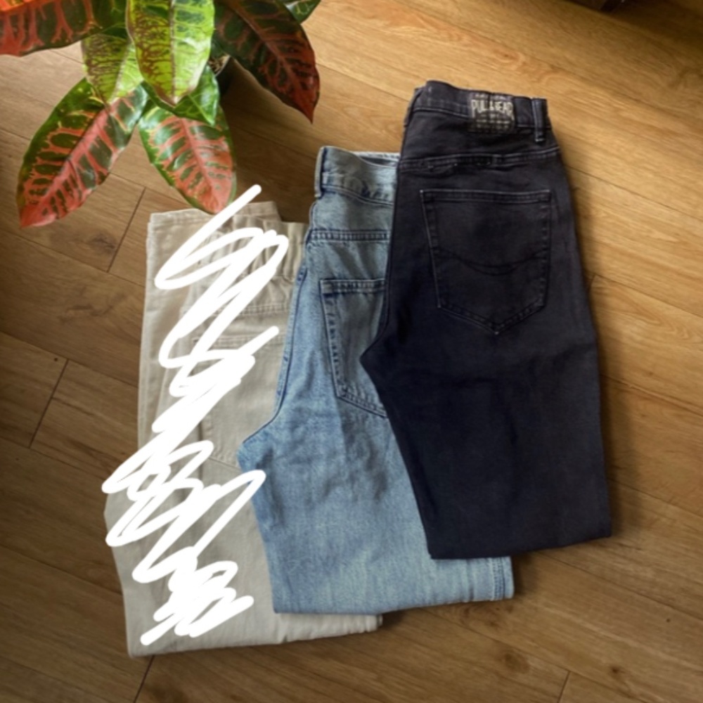Lot Of 2 Pull & Bear Jeans - black / blue/ cream
